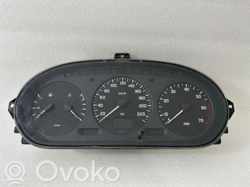 Renault Megane I Speedometer (instrument cluster) 