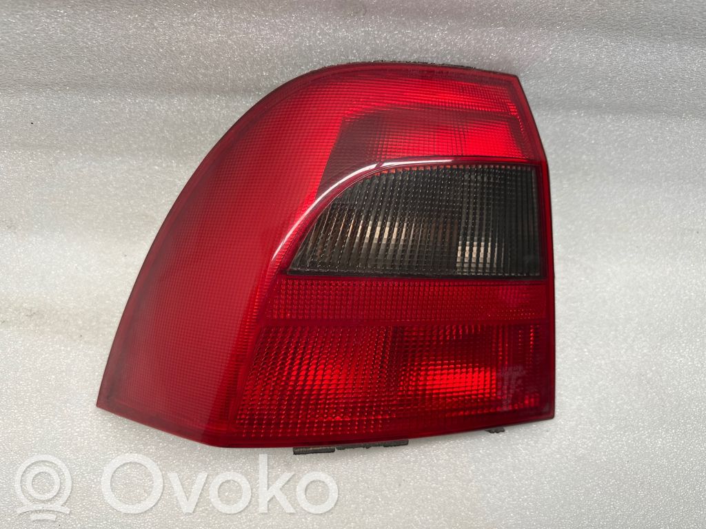 Opel Vectra B Tail light bulb cover holder 