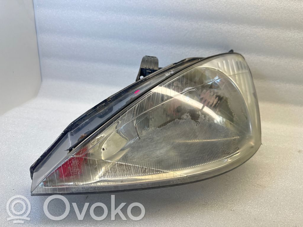 Ford Focus Headlight/headlamp 