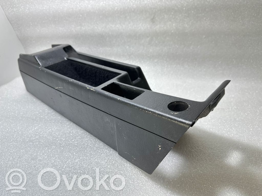 Audi 80 90 S2 B4 Cita veida vidus konsoles (tuneļa) elementi 