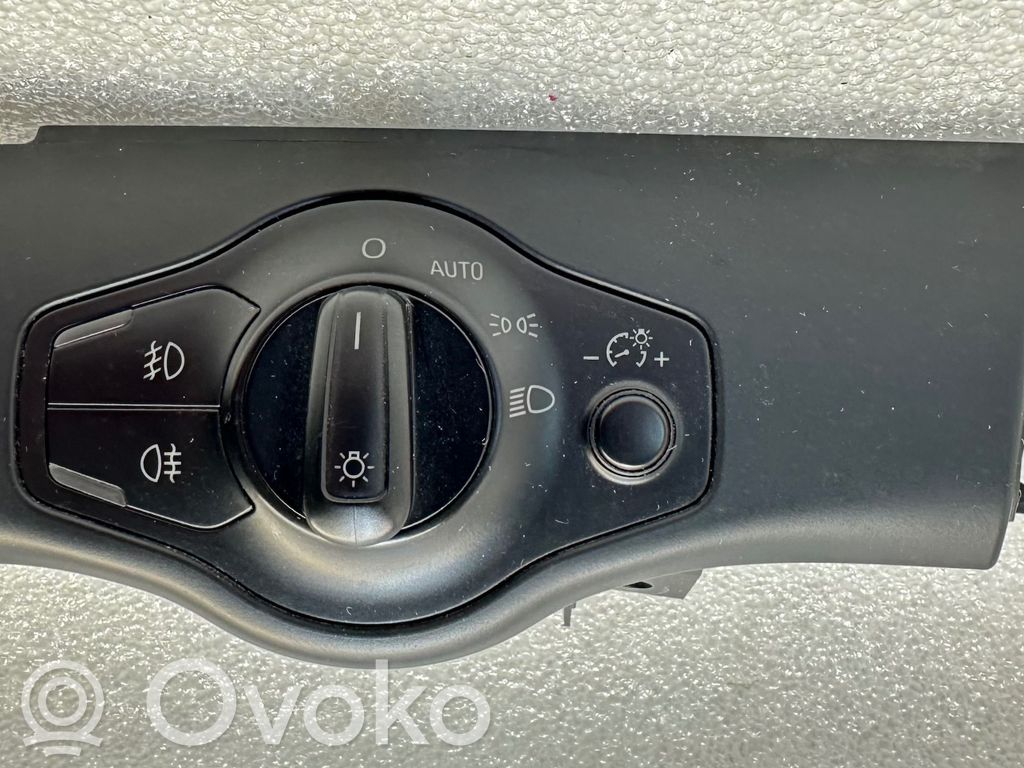 Audi A4 S4 B8 8K Przełącznik świateł 