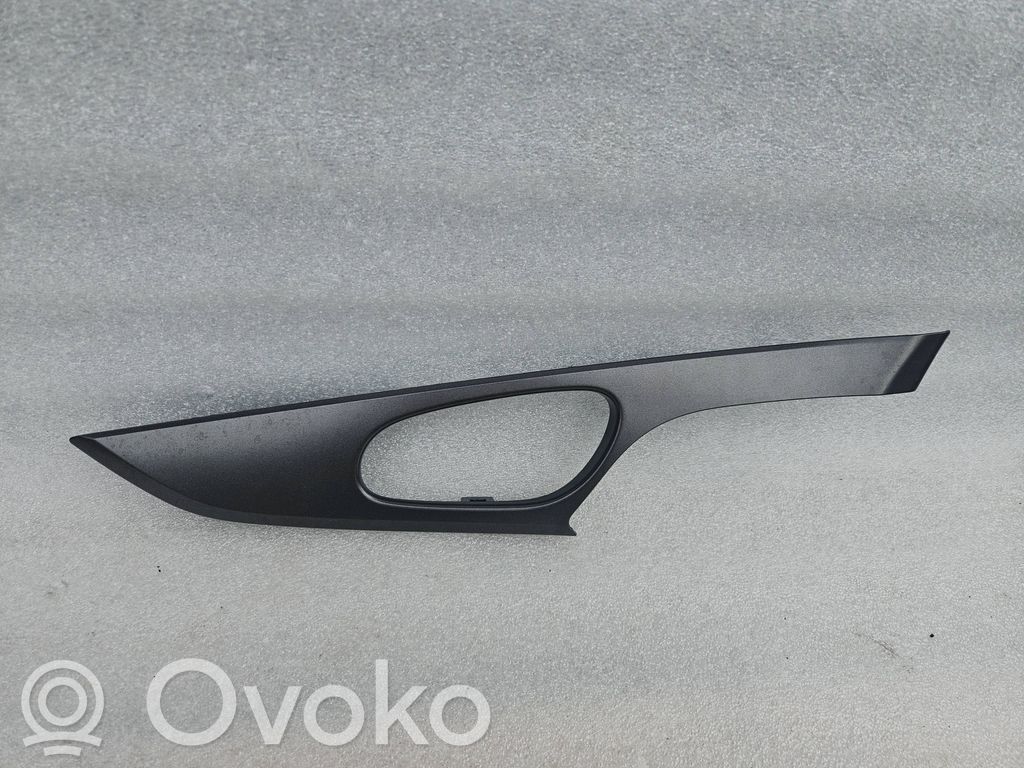 Nissan X-Trail T32 Other front door trim element 