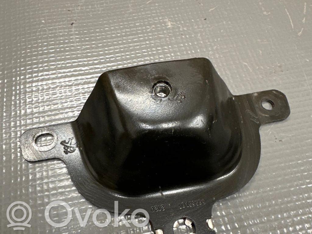 Peugeot 508 II Kita variklio skyriaus detalė 