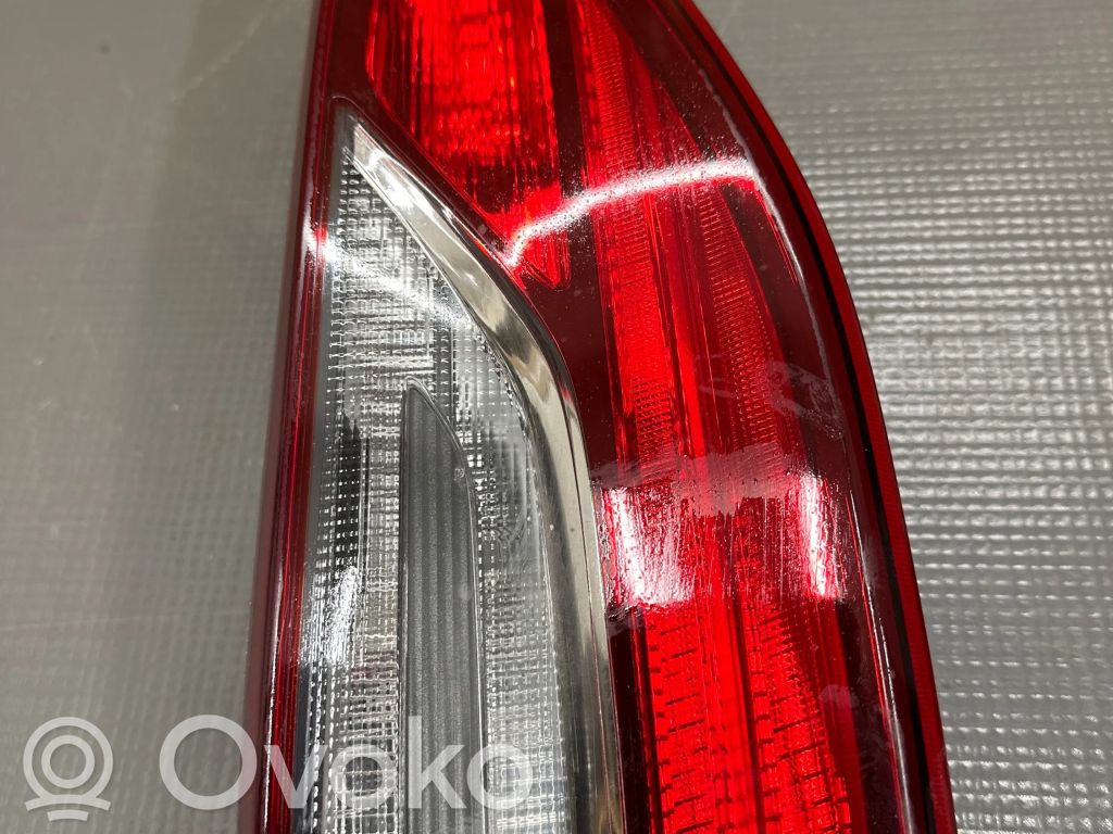 KIA Ceed Takaluukun takavalot 
