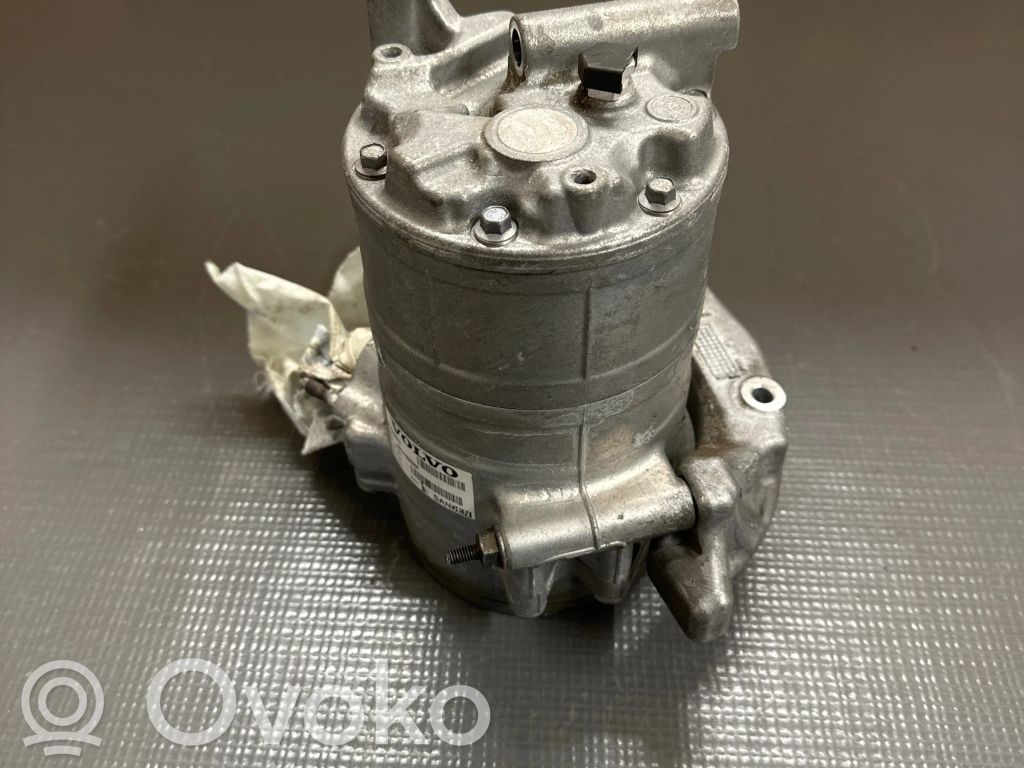 Volvo XC90 Air conditioning (A/C) compressor (pump) 