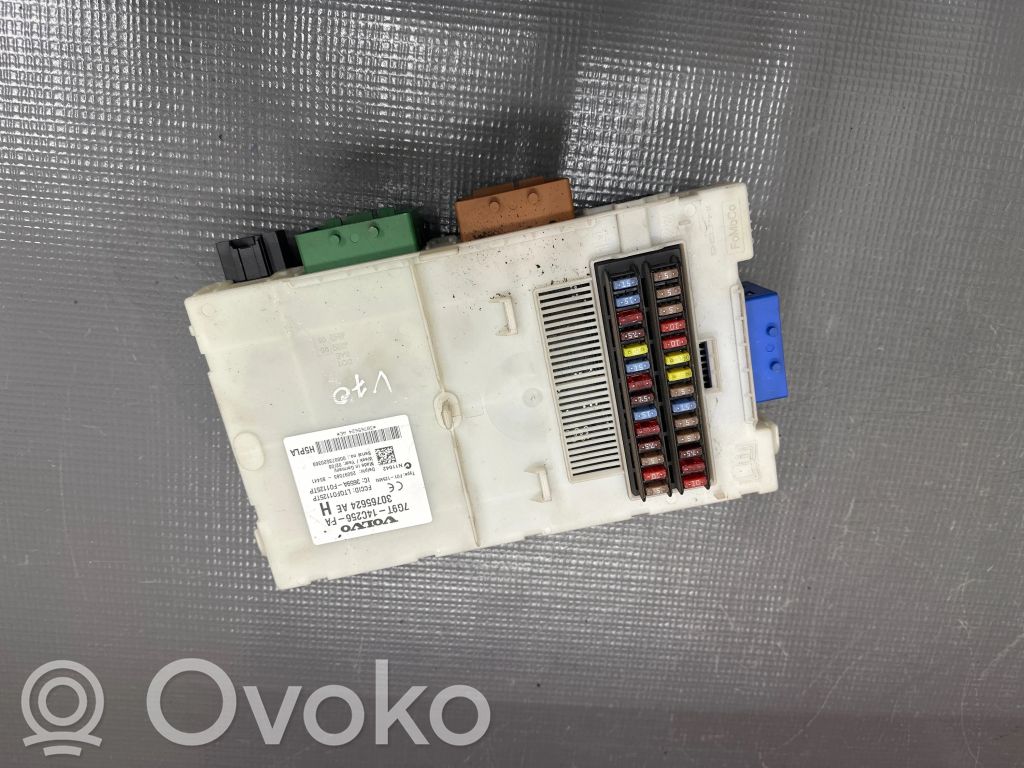 Módulo de fusible   7G9T14C256FA,30765624AE,3659AF01125TP
