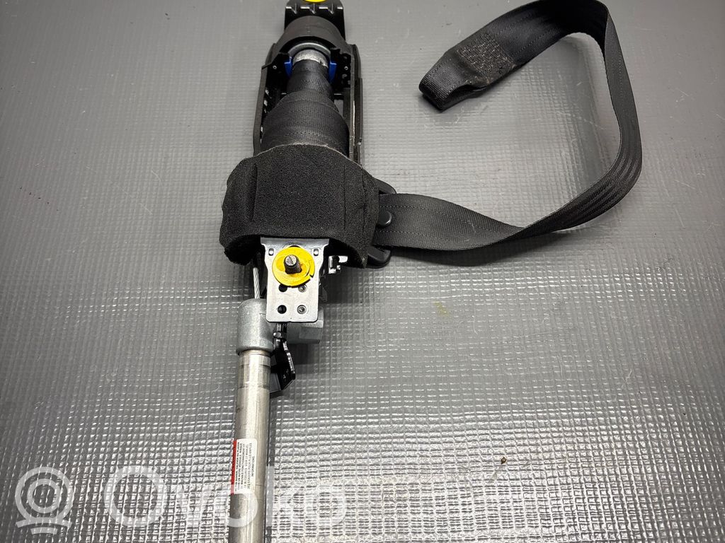 Volvo C30 Cinturón delantero 