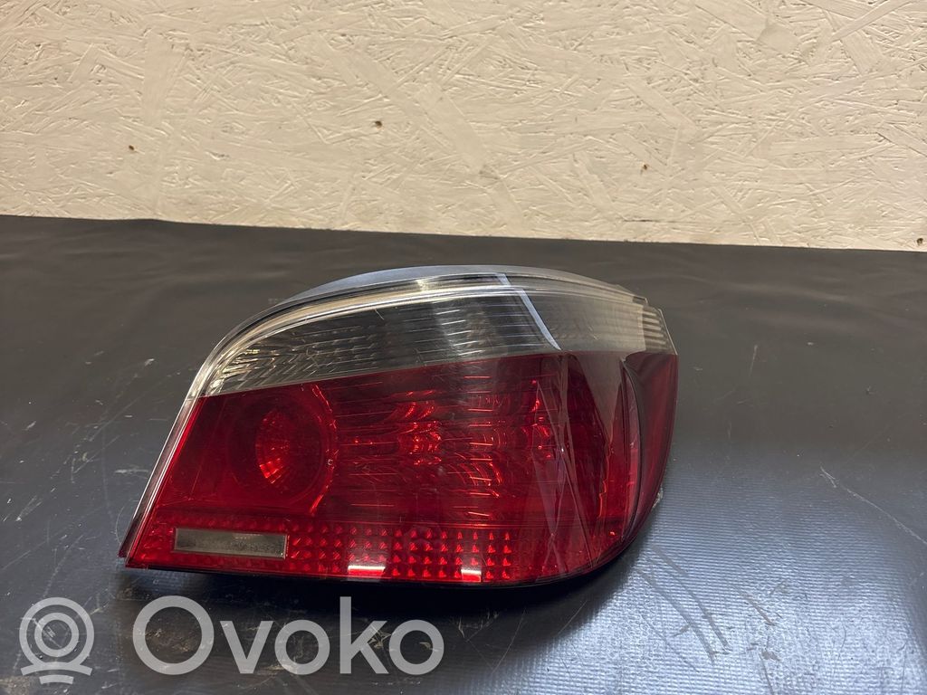 Rear/tail lights   6910768,2VP00867909