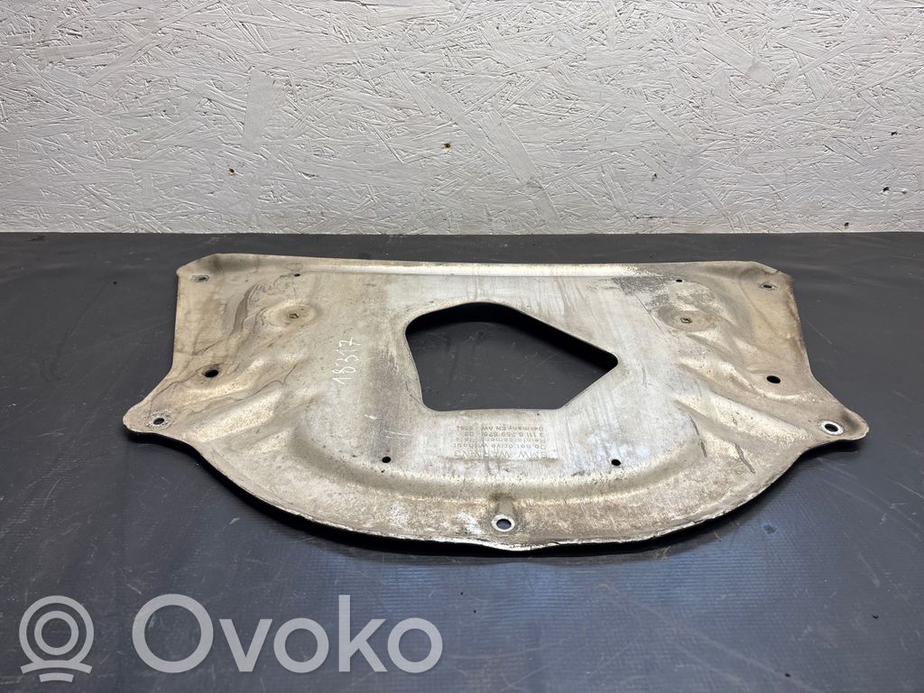Engine splash shield/under tray   6759878