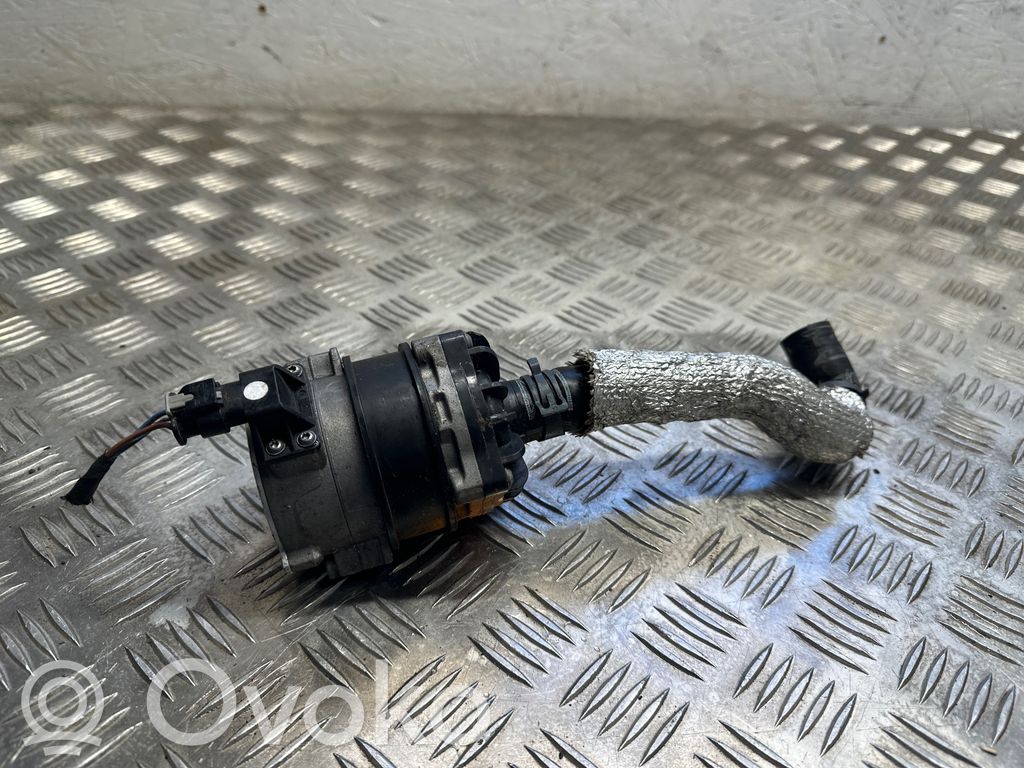 Porsche Cayenne (9Y0 9Y3) Pompa wody 