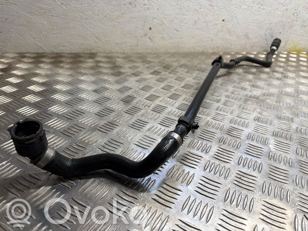 BMW iX Conductă/furtun lichid de răcire motor 