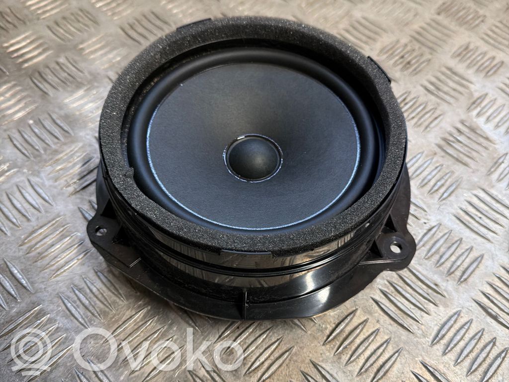 Audi A6 S6 C8 4K Front door speaker 