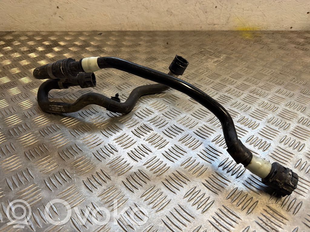 BMW i4 Engine coolant pipe/hose 