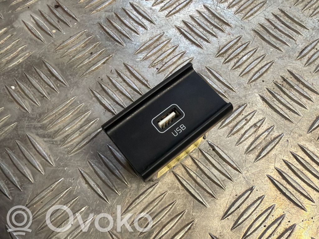 Enchufe conector USB   96120D9600