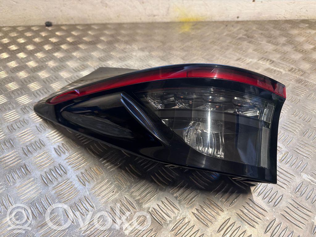 Toyota Yaris Cross Lampa tylna 