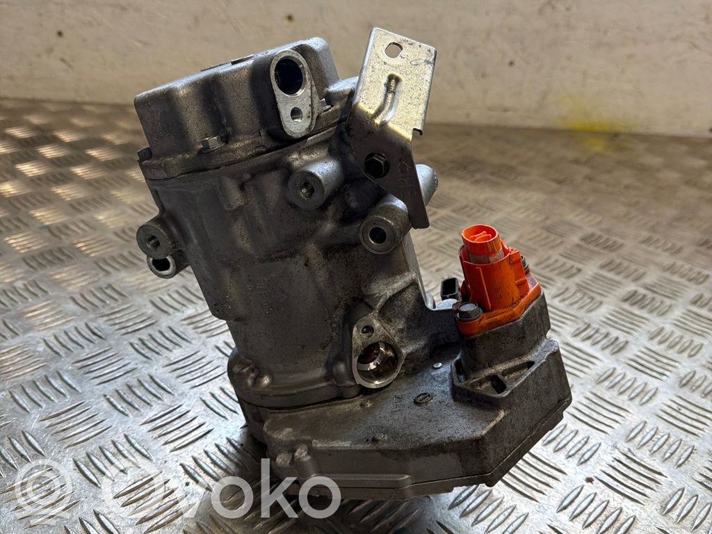 Kompresor / Sprężarka klimatyzacji A/C   92600,09F00242,0424001022