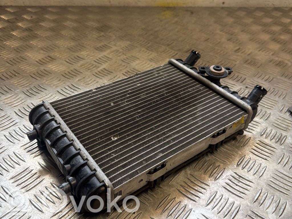 Audi Q7 4M Coolant radiator 