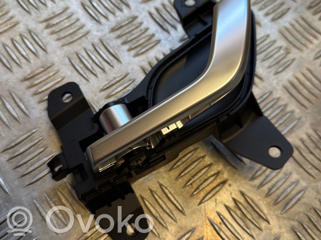 KIA EV6 Moldura del asa de la puerta traser 