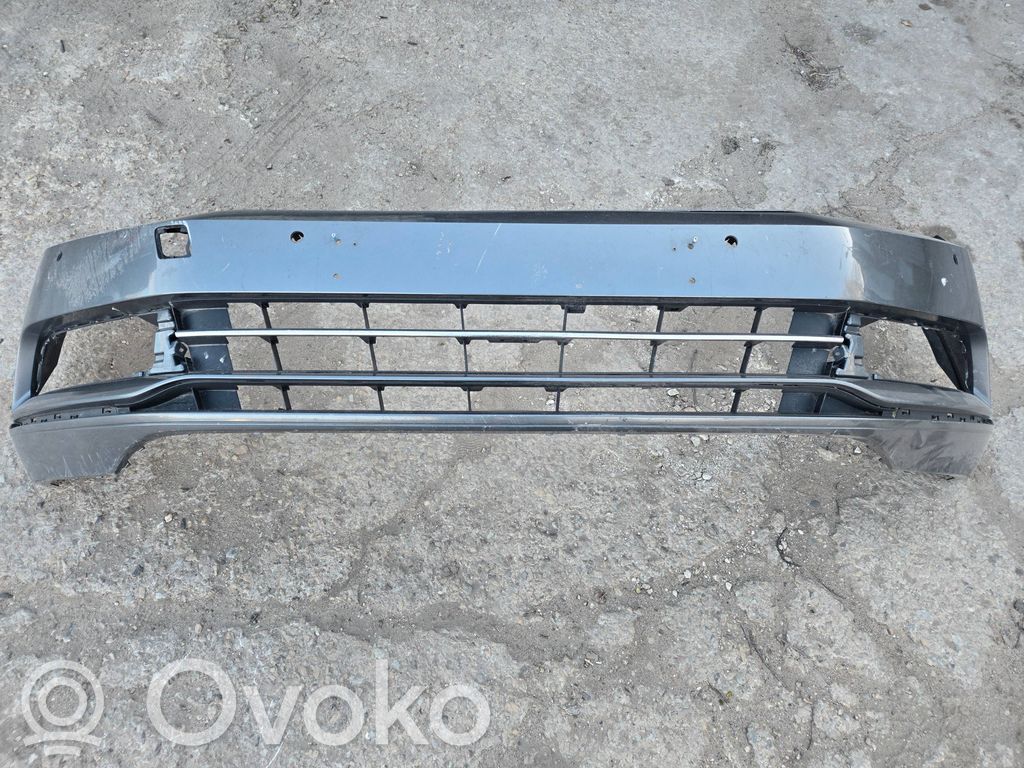 Volkswagen PASSAT B8 Priekšējais bamperis 
