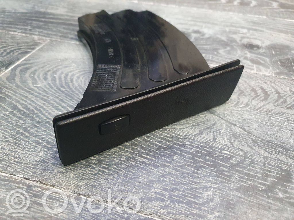 BMW 5 E60 E61 Portavasos 