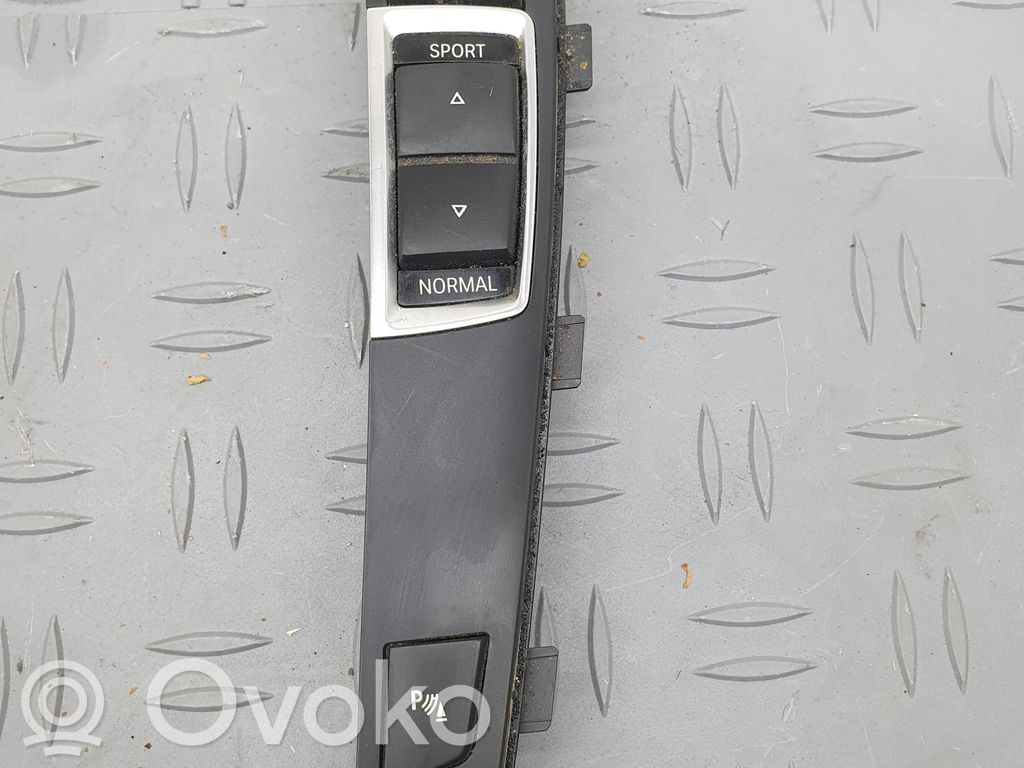 BMW 5 F10 F11 Inne przełączniki i przyciski 