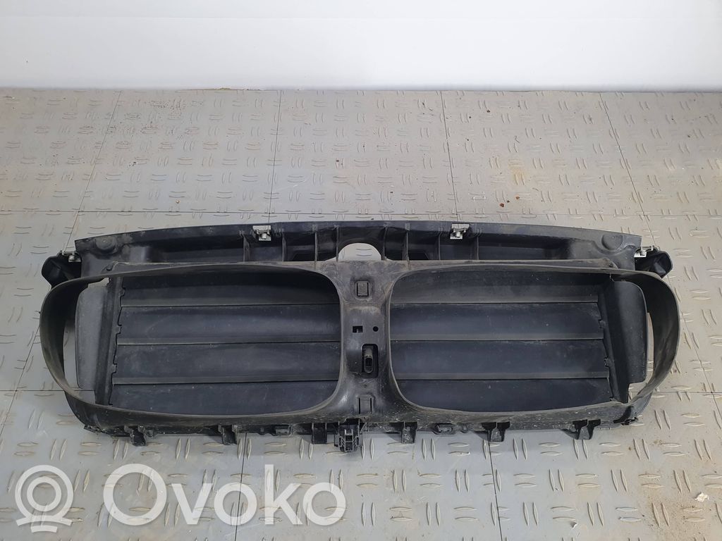 BMW 5 F10 F11 Część rury dolotu powietrza 