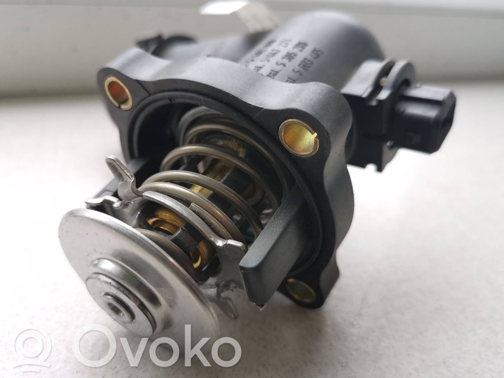 BMW 3 E46 Termostatas/ termostato korpusas 
