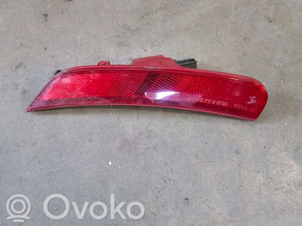 Chrysler Pacifica Reflektor Rückstrahler 