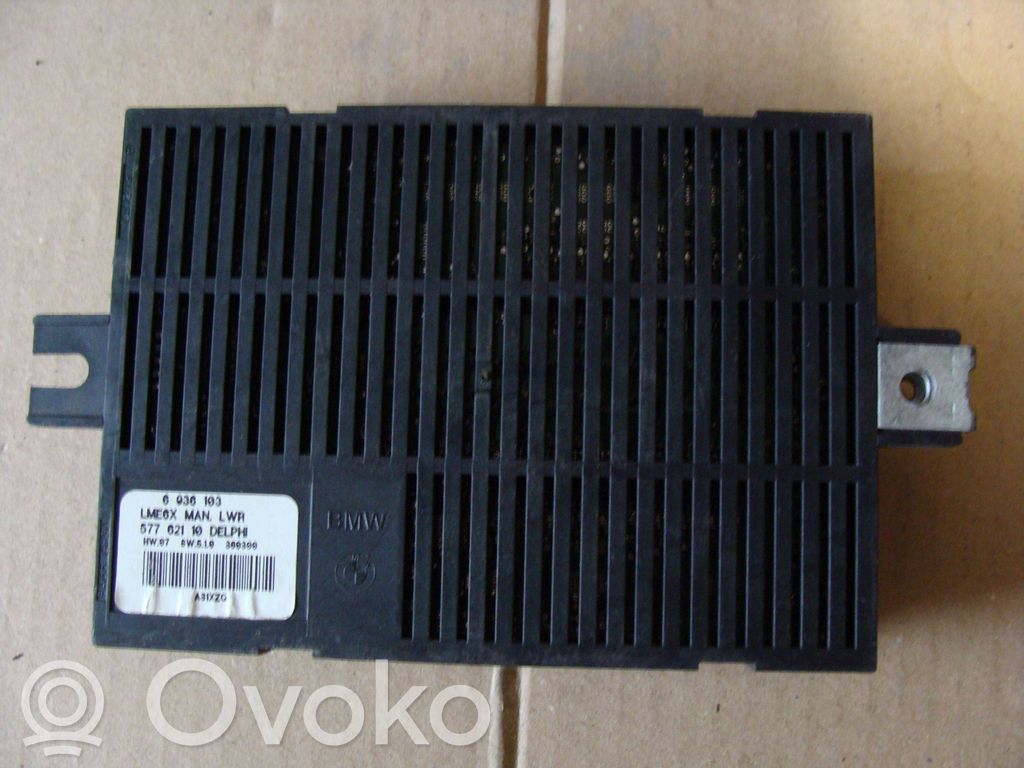 BMW 5 E60 E61 Valomoduuli LCM 