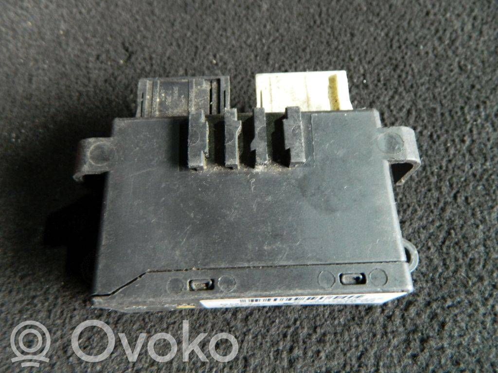 BMW 3 E46 Wing mirror control module 