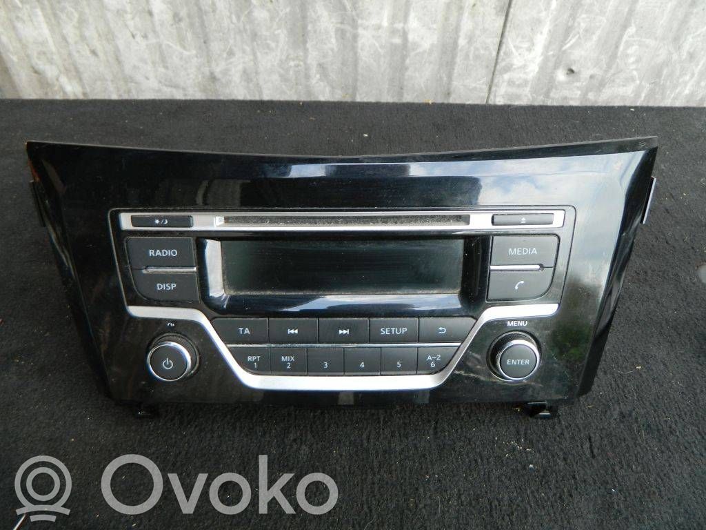 Nissan Qashqai Unidad delantera de radio/CD/DVD/GPS 