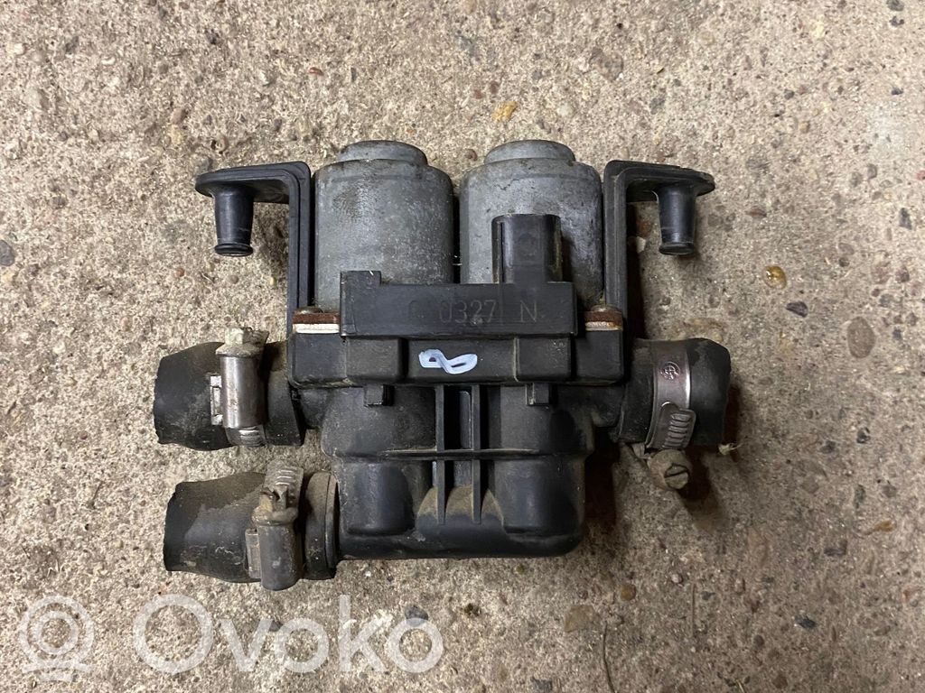 BMW 5 E39 Apsildes radiatora vārsts (-i) 