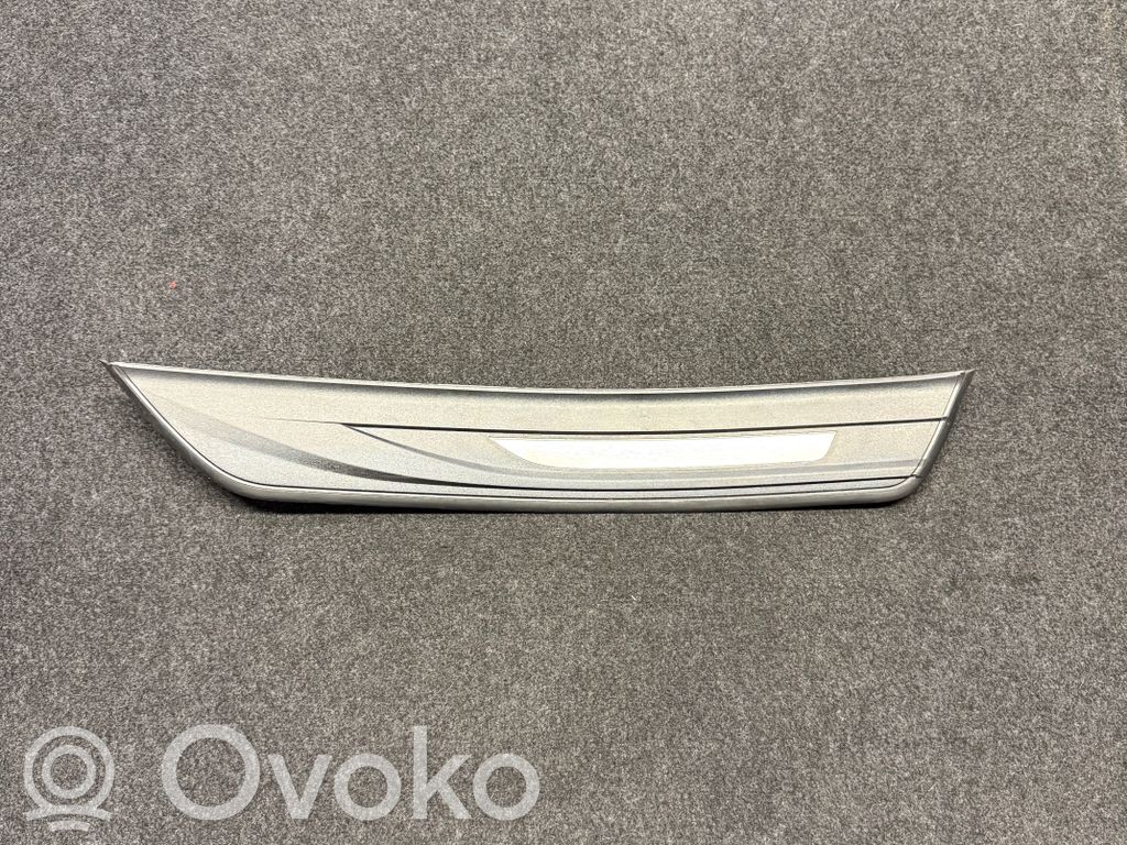 BMW 5 F10 F11 Listwa progowa tylna 