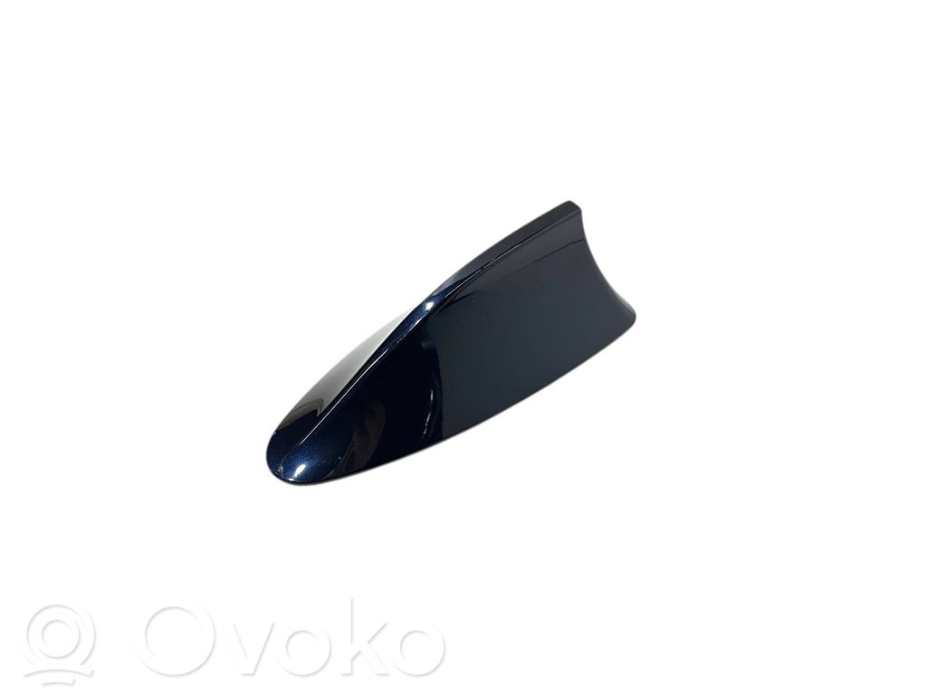 BMW 5 F10 F11 Osłona anteny dachowej GPS 