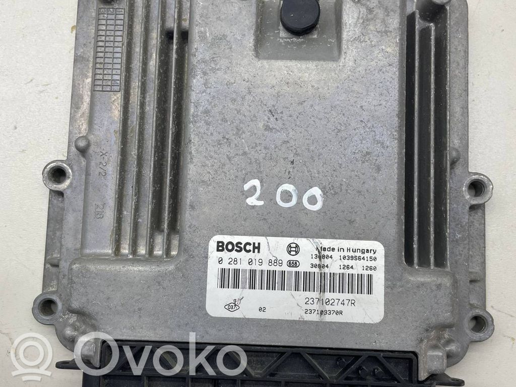 Renault Captur Engine control unit/module 