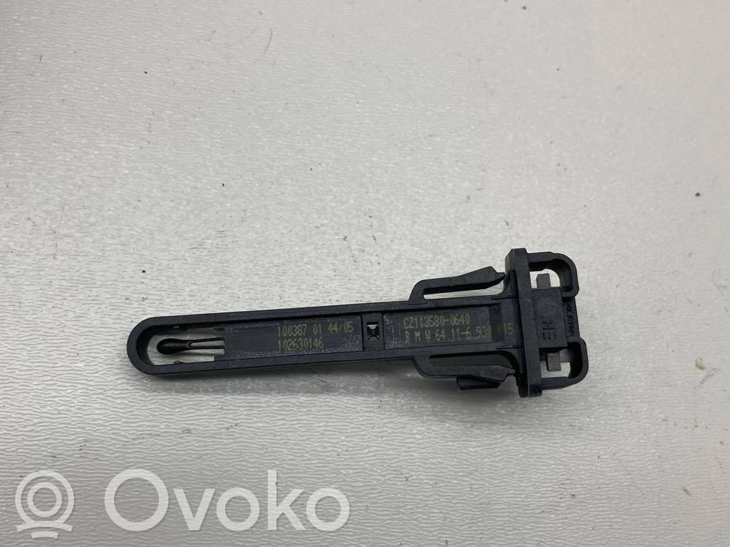 Interior temperature sensor   CZ113580,6930015,102630146