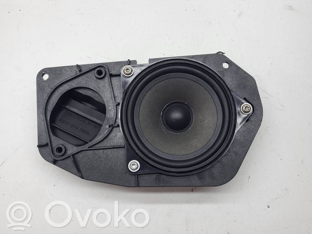 BMW 5 E60 E61 Etuoven kaiutin 