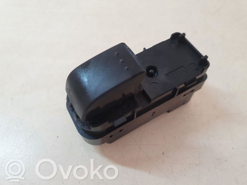 Mazda 5 Electric window control switch 