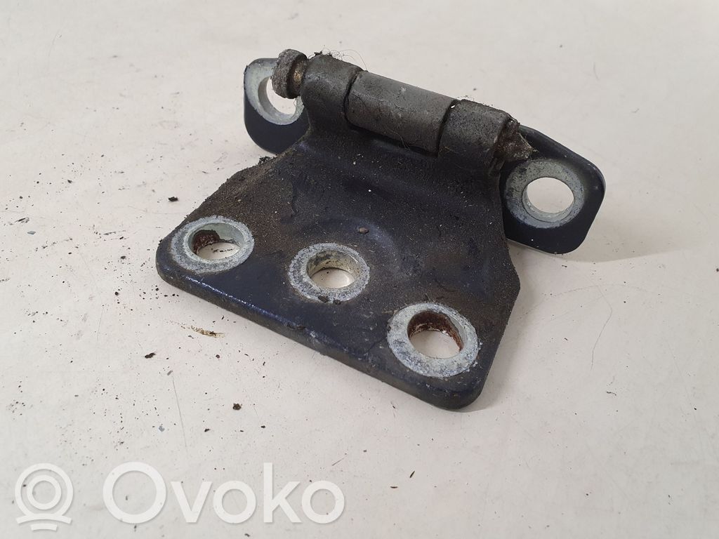 Volvo XC90 Tailgate hinge 
