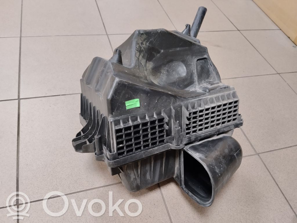 Ford Galaxy Air filter box 