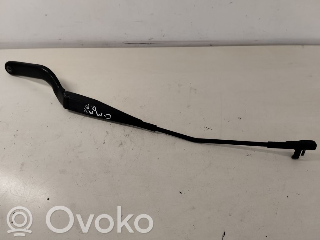 Ford Focus C-MAX Front wiper blade arm 
