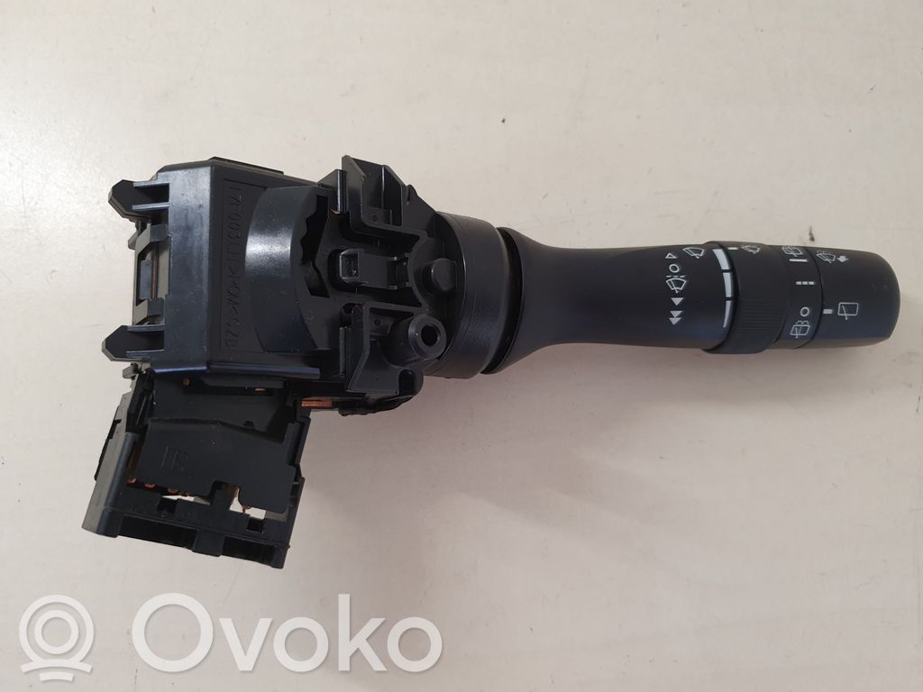 Toyota Avensis T270 Wiper control stalk 
