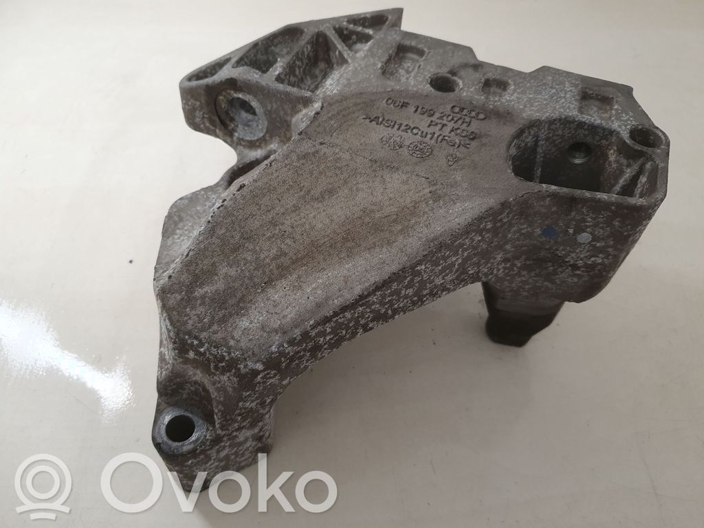 Volkswagen PASSAT B6 Engine mounting bracket 