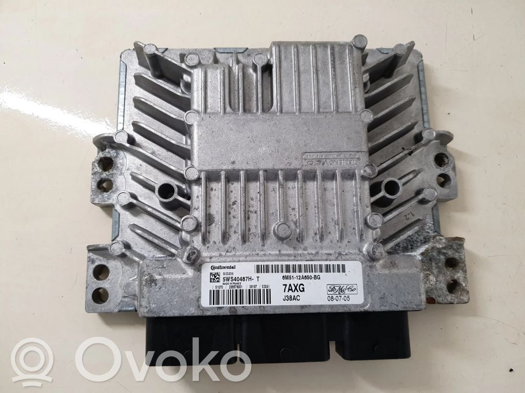 Ford C-MAX I Engine control unit/module 