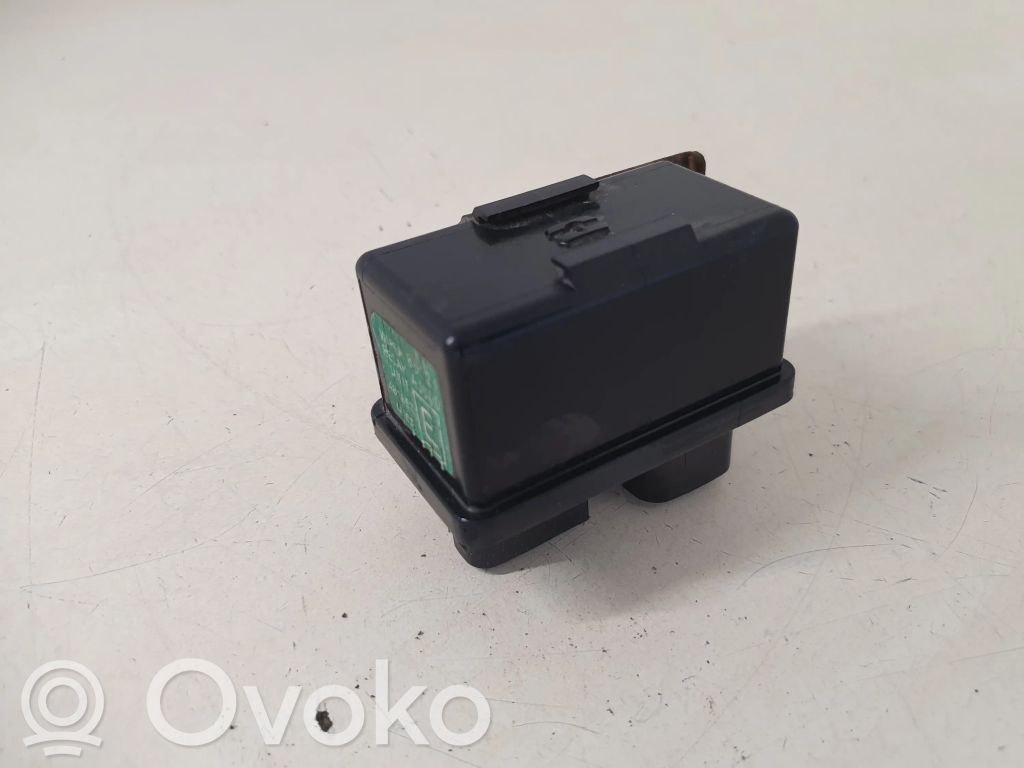 Subaru Outback Window wiper relay 