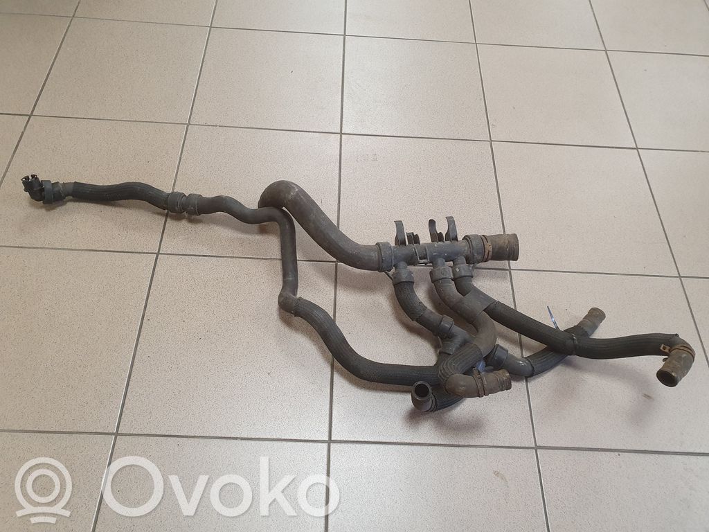 Opel Vivaro Engine coolant pipe/hose 