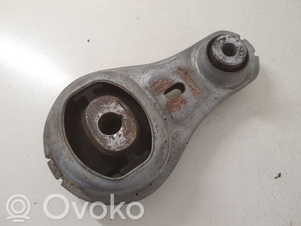 Opel Vivaro Engine mount bracket 