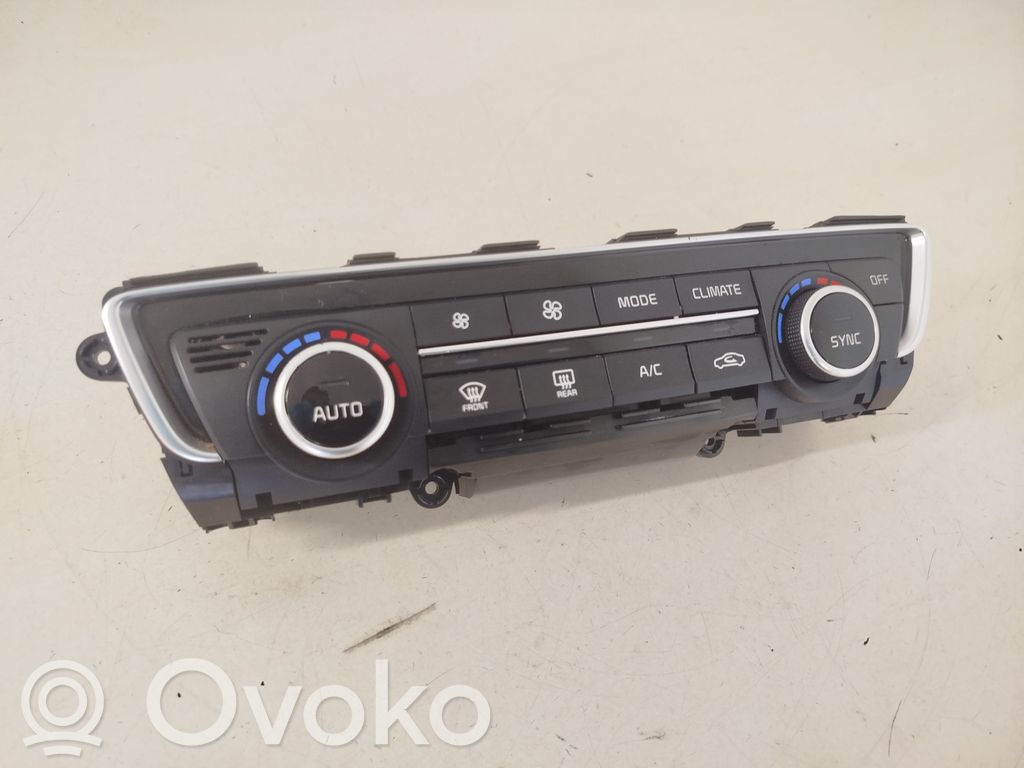 KIA Optima Panel klimatyzacji 