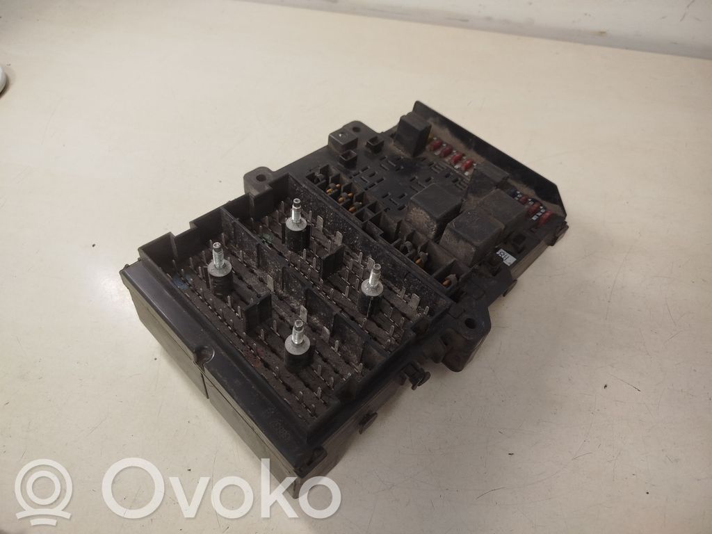 Chrysler Voyager Fuse box set 