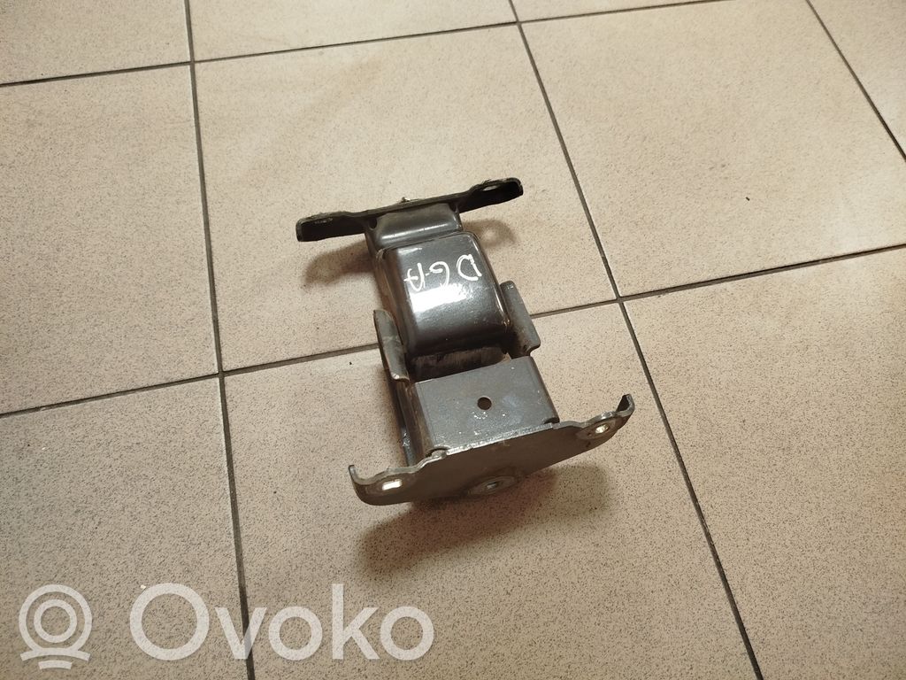 Opel Vivaro Loading door upper hinge 